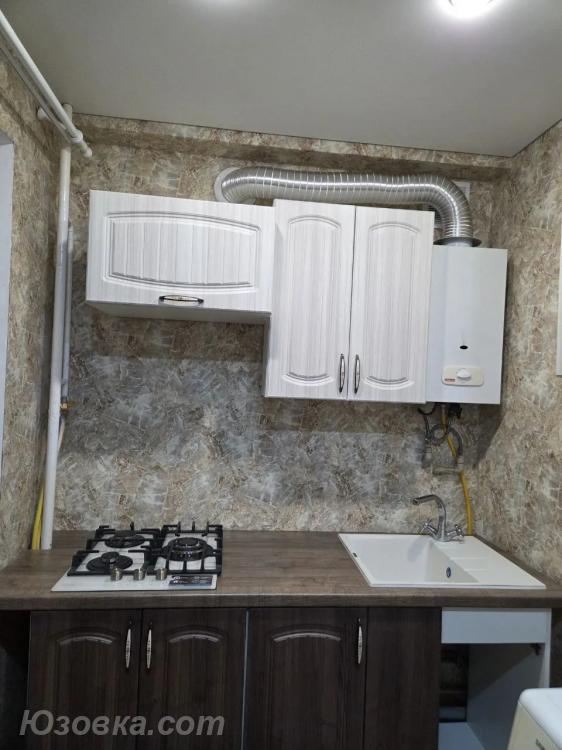 2-комн. квартира, 49 м², вторичка, 3/4 эт., ДОНЕЦК