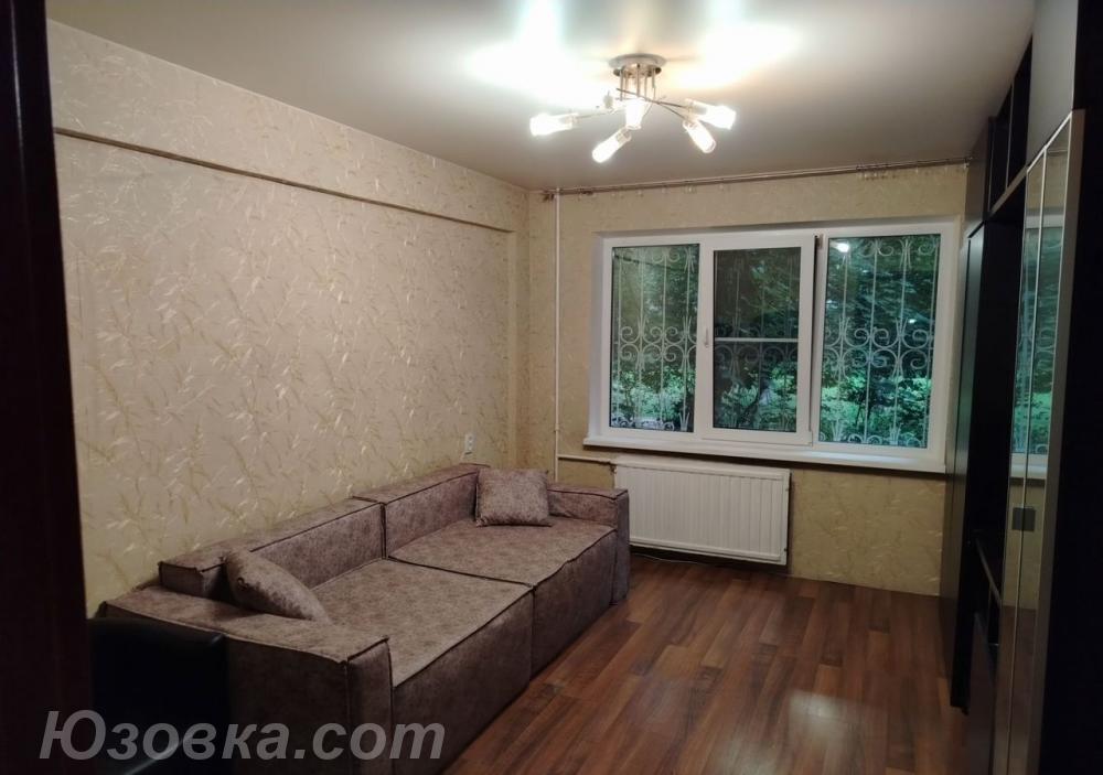 2-комн. квартира, 47м², с мебелью, 2/5 эт., ДОНЕЦК