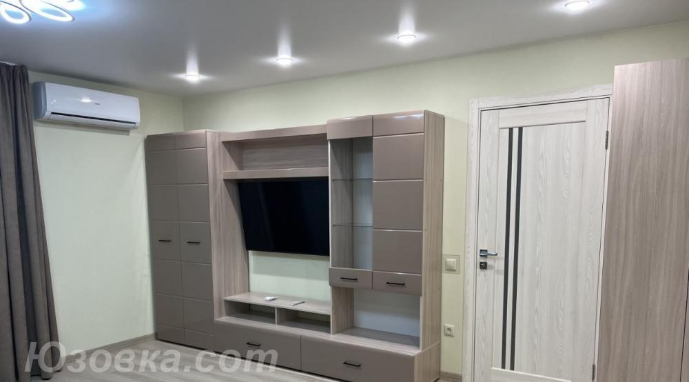 2-комн. квартира, 45м², с мебелью, 4/10 эт., ДОНЕЦК