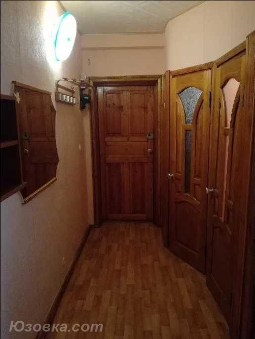 2-комн. квартира, 42 м², вторичка, 3/5 эт.