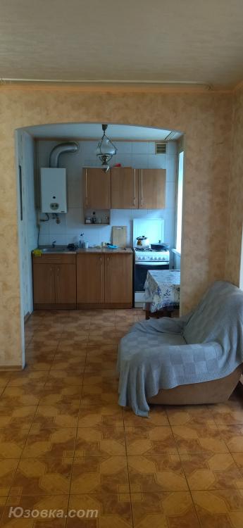 1-комн. квартира, 40м², с мебелью, 2/5 эт., ДОНЕЦК