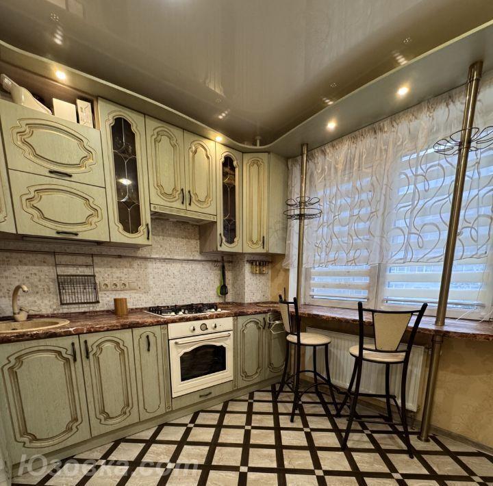 2-комн. квартира, 54м², с мебелью, 2/9 эт., ДОНЕЦК