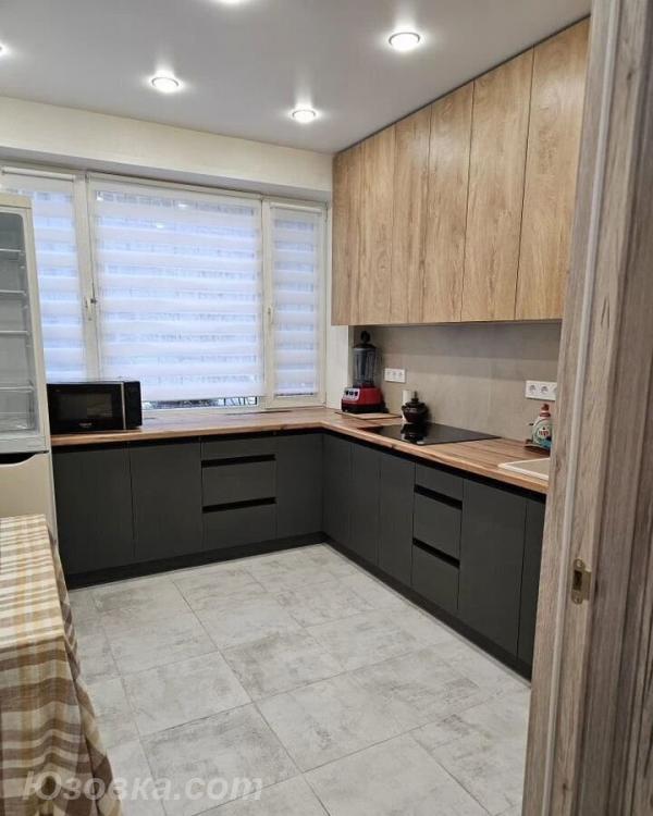 2-комн. квартира, 53м², с мебелью, 1/9 эт., ДОНЕЦК