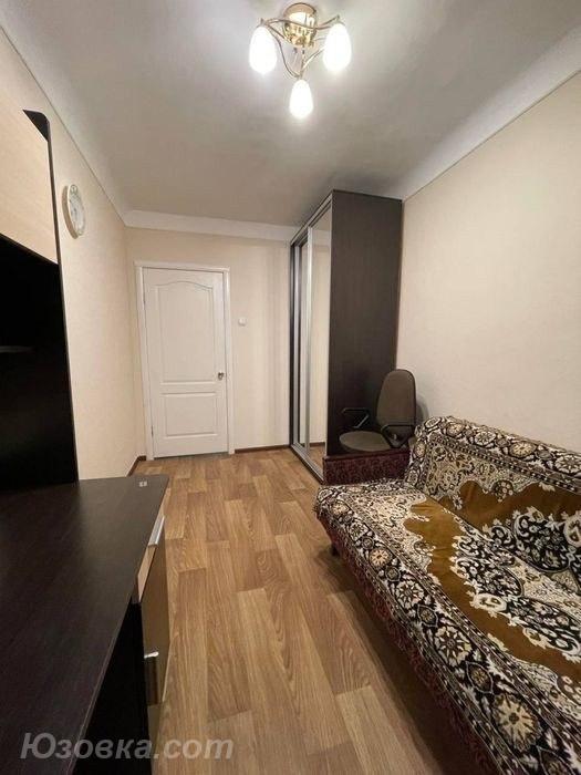 2-комн. квартира, 45м², с мебелью, 4/5 эт., ДОНЕЦК