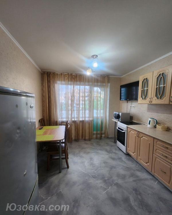 2-комн. квартира, 56м², с мебелью, 3/10 эт., ДОНЕЦК
