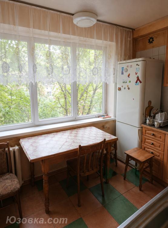 2-комн. квартира, 46 м², вторичка, 3/5 эт., ДОНЕЦК