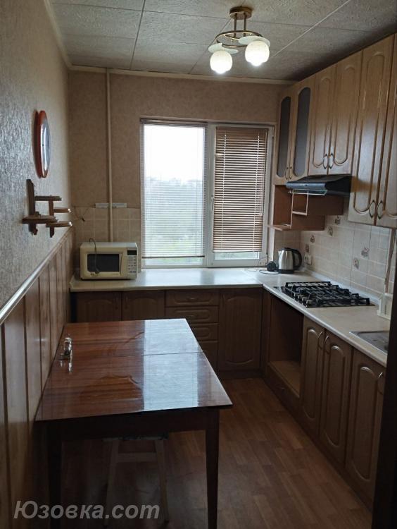 2-комн. квартира, 48 м², вторичка, 8/9 эт.