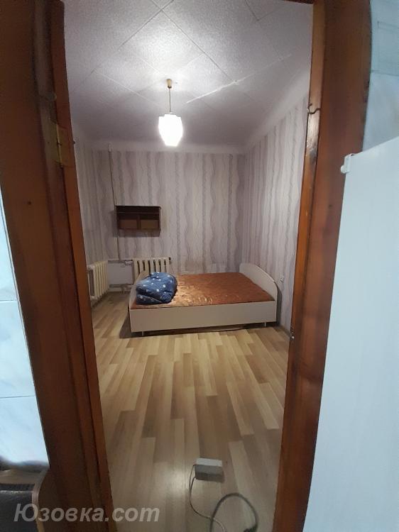 2-комн. квартира, 48 м², вторичка, 2/2 эт., Макеевка