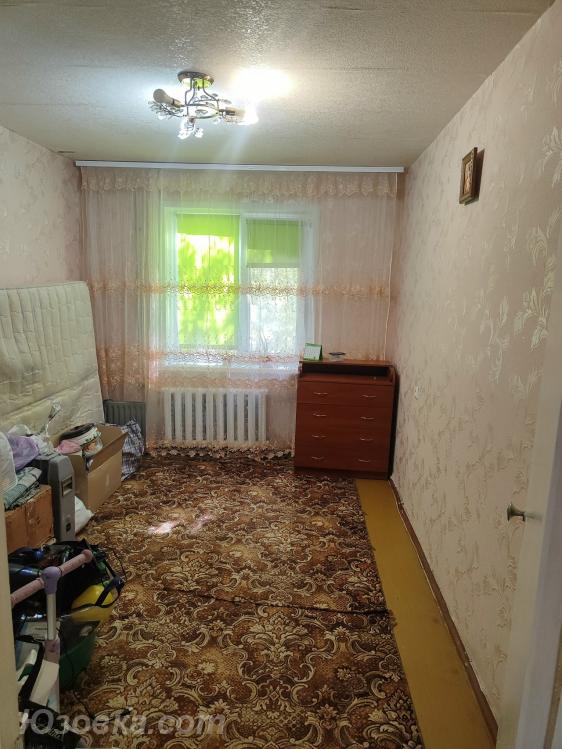 2-комн. квартира, 50 м², вторичка, 1/9 эт., Макеевка