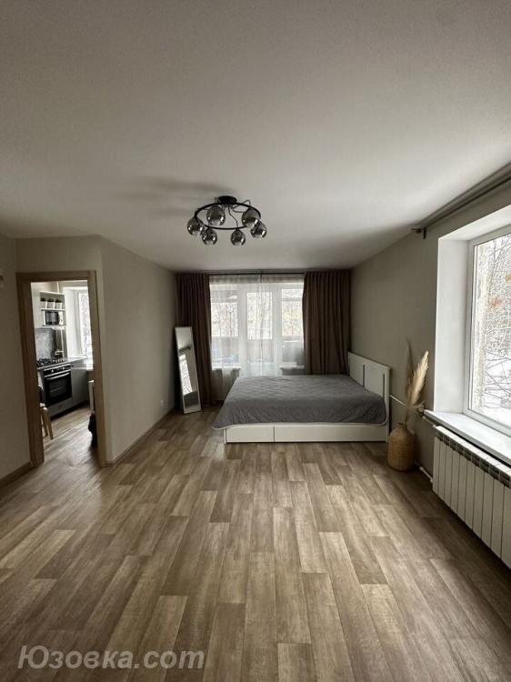 студия квартира, 38м², с мебелью, 2/9 эт., ДОНЕЦК
