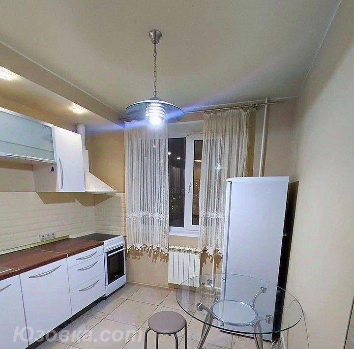 2-комн. квартира, 39м², с мебелью, 4/5 эт., ДОНЕЦК