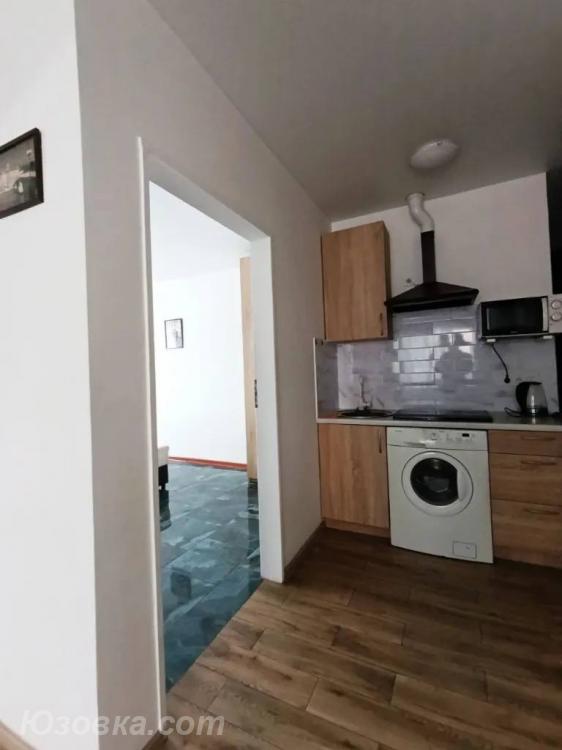 3-комн. квартира, 75м², с мебелью, 4/9 эт., ДОНЕЦК
