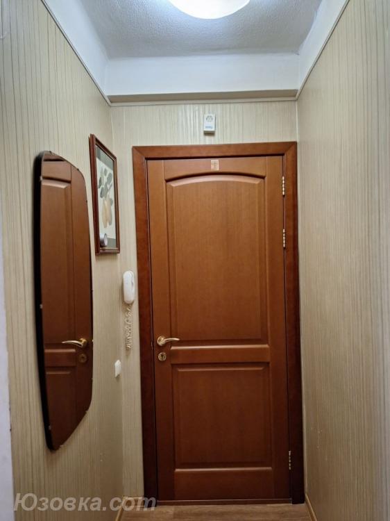 1-комн. квартира, 28м², с мебелью, 4/5 эт., ДОНЕЦК