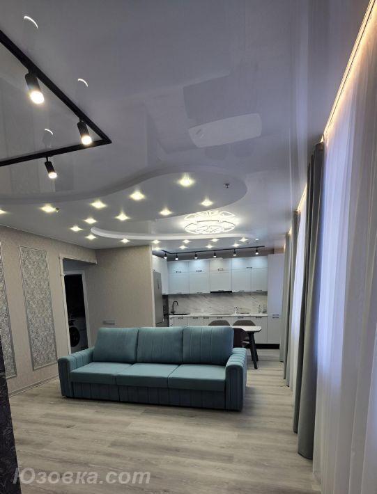 2-комн. квартира, 42м², с мебелью, 4/10 эт.