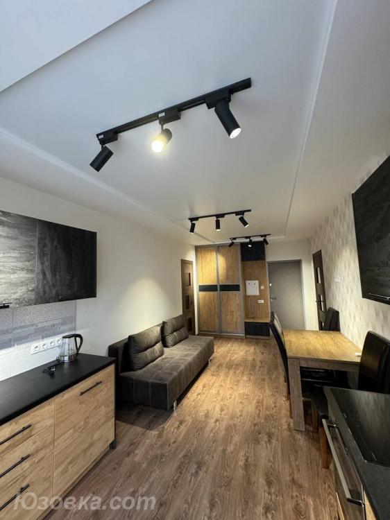 2-комн. квартира, 45м², с мебелью, 2/10 эт., ДОНЕЦК