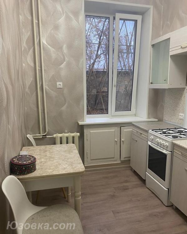 2-комн. квартира, 45м², с мебелью, 1/5 эт., ДОНЕЦК
