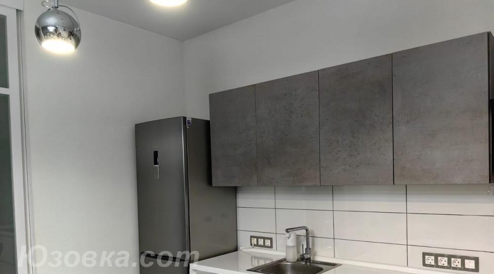 1-комн. квартира, 49м², с мебелью, 4/9 эт.