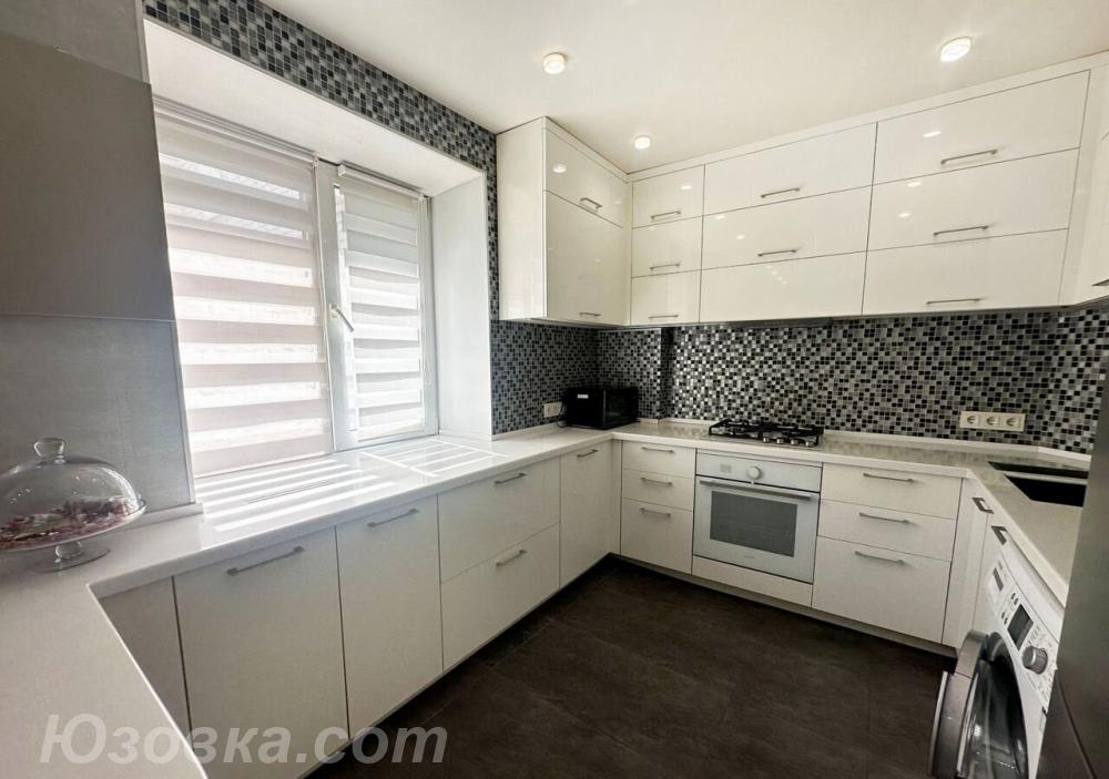 2-комн. квартира, 46м², с мебелью, 3/9 эт., ДОНЕЦК
