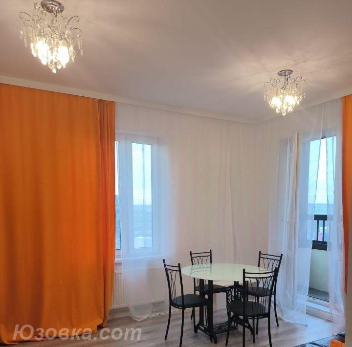 2-комн. квартира, 54м², с мебелью, 2/5 эт., ДОНЕЦК