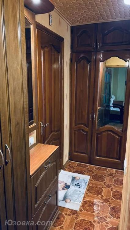 2-комн. квартира, 47м², с мебелью, 4/9 эт., ДОНЕЦК