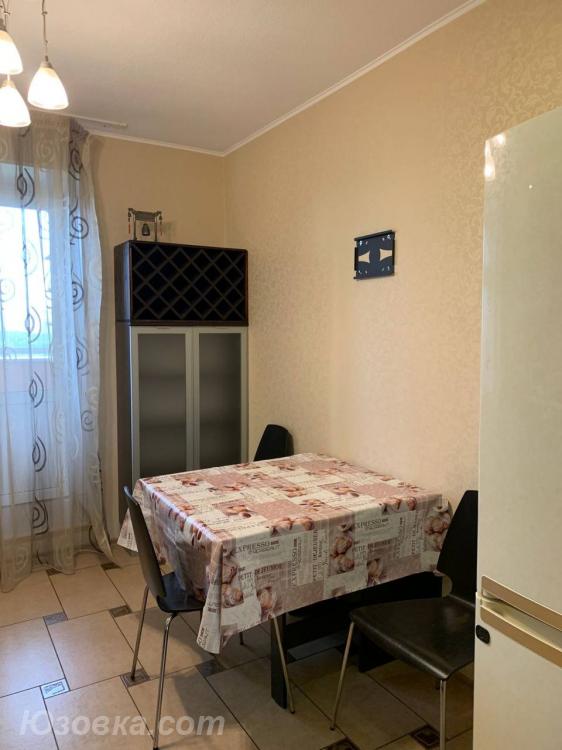 2-комн. квартира, 44м², с мебелью, 2/9 эт., ДОНЕЦК