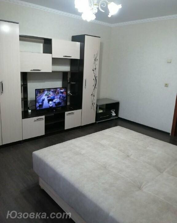 2-комн. квартира, 50м², с мебелью, 2/9 эт., ДОНЕЦК