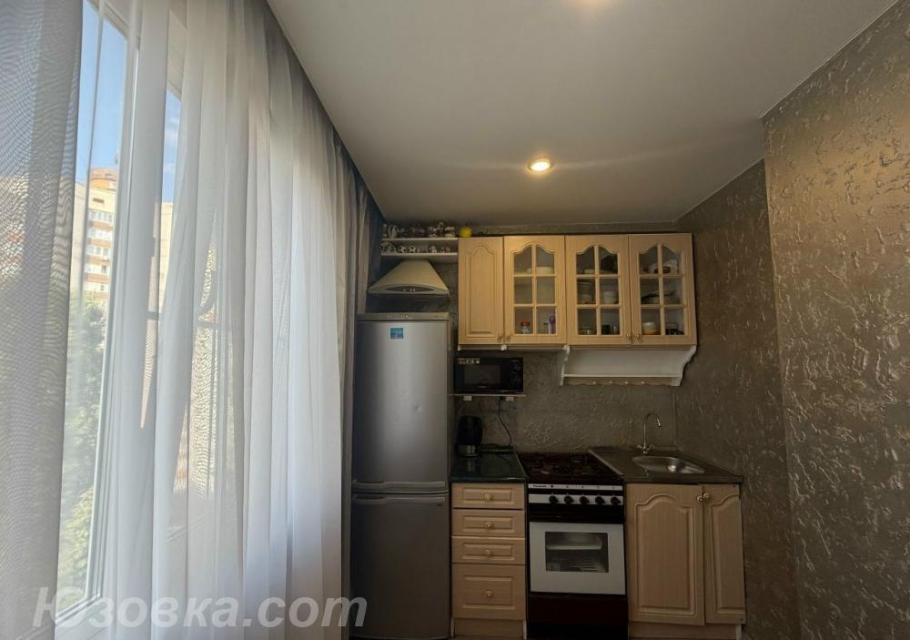 2-комн. квартира, 45м², с мебелью, 3/14 эт., ДОНЕЦК
