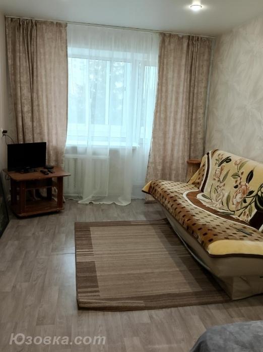 1-комн. квартира, 42м², с мебелью, 4/9 эт., ДОНЕЦК