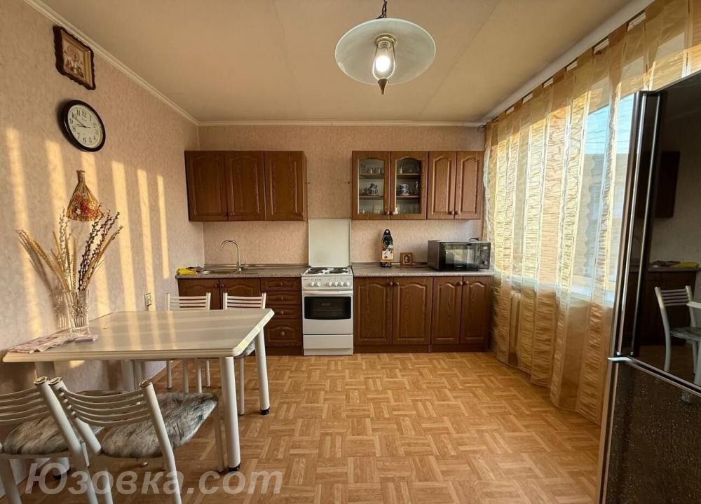 4-комн. квартира, 93 м², вторичка, 9/11 эт.