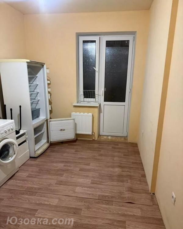 1-комн. квартира, 42м², с мебелью, 2/9 эт., ДОНЕЦК