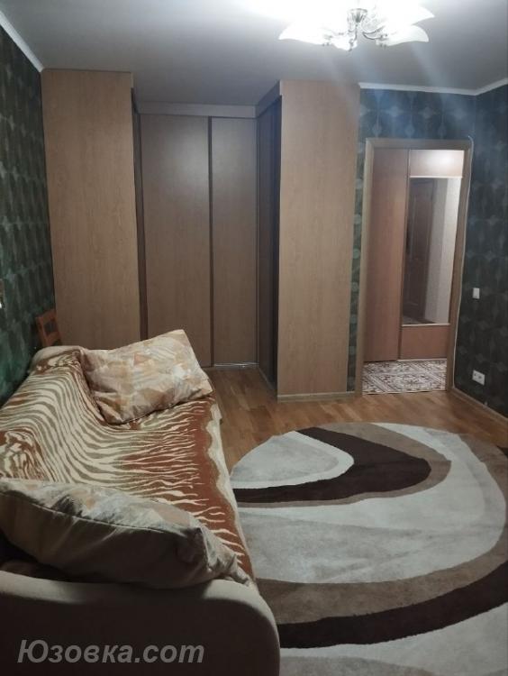 2-комн. квартира, 47м², с мебелью, 2/2 эт., ДОНЕЦК